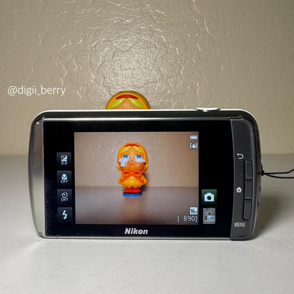 🌸Nikon Coolpix S800c🌸 PreOwned