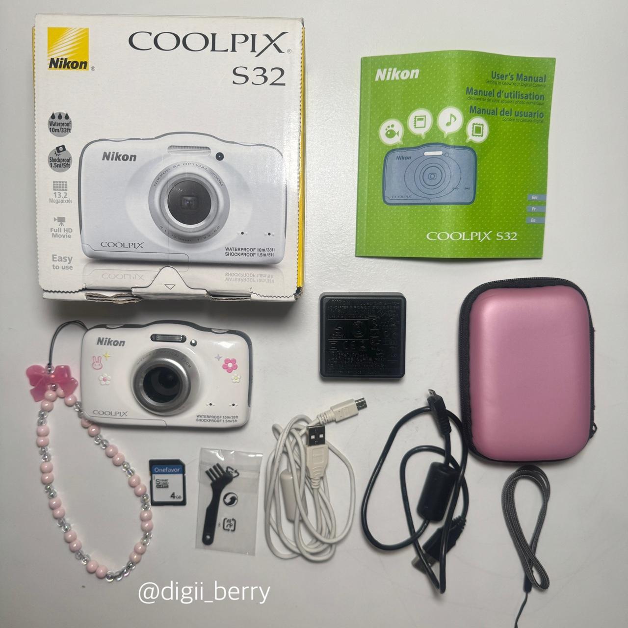 🌼Nikon Coolpix S32 🌼 PreOwned