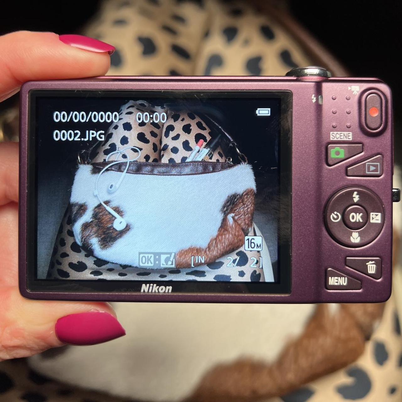 Nikon Coolpix S5200 digital camera