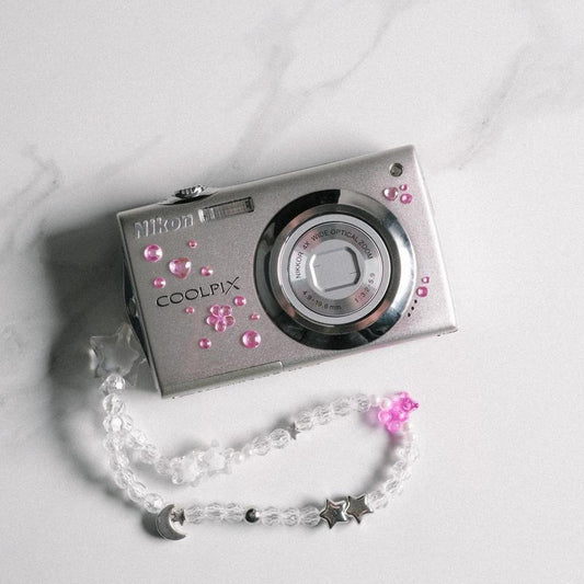 Nikon Coolpix S4000 digital camera