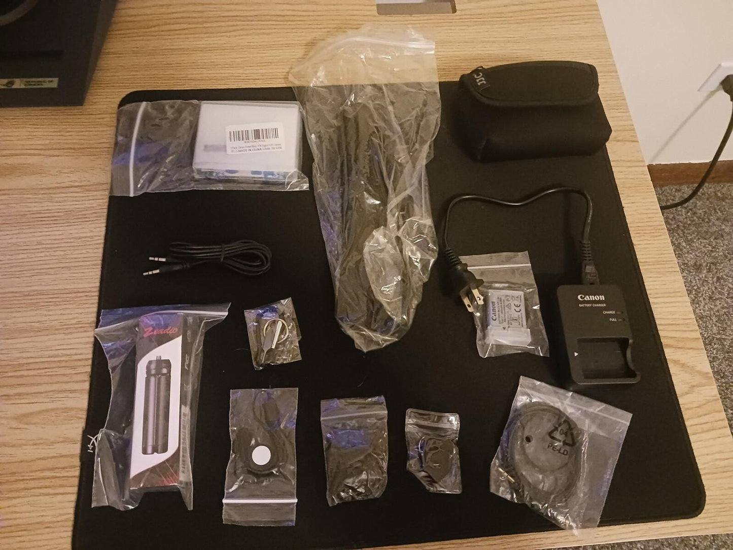 Canon PowerShot G7 X Mark II 20.1MP Compact Camera (Read Description)