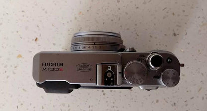 Fujifilm X100S