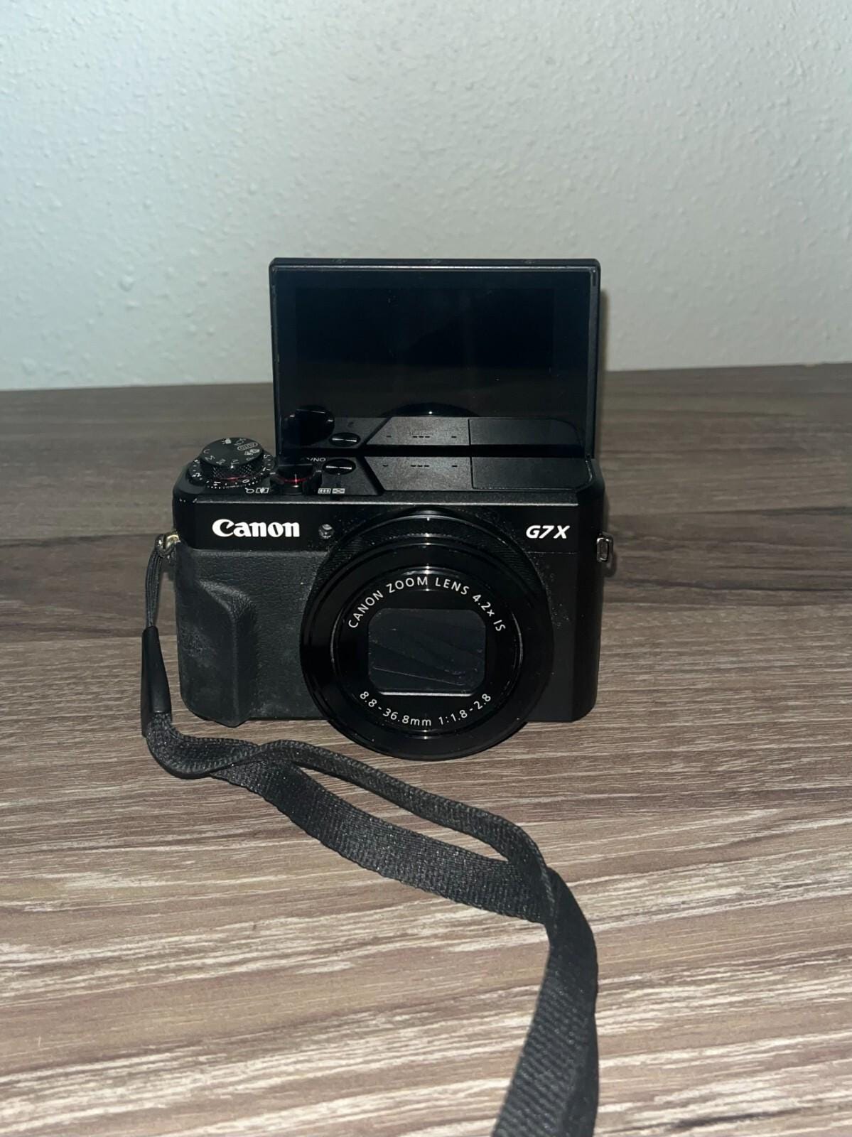 Canon PowerShot G7 X Mark II 20.1MP Compact Camera - Black