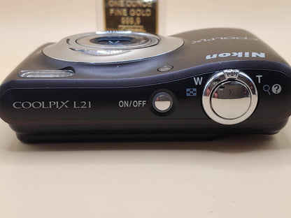 Nikon COOLPIX L21 Digital Camera 8MP 3.6x Optical Zoom Image Stabilization