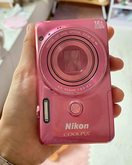 Nikon COOLPIX S6900 16.0MP 12x Optical Zoom Digital Camera - Test 100% Working