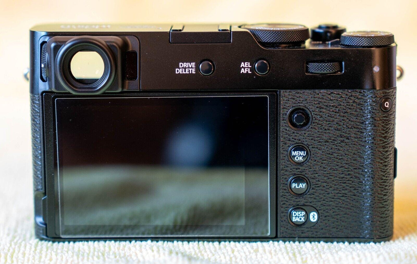 Fujifilm X100 VI 40.2MP 6.2K Digital Camera Black - Xtras! - MINT