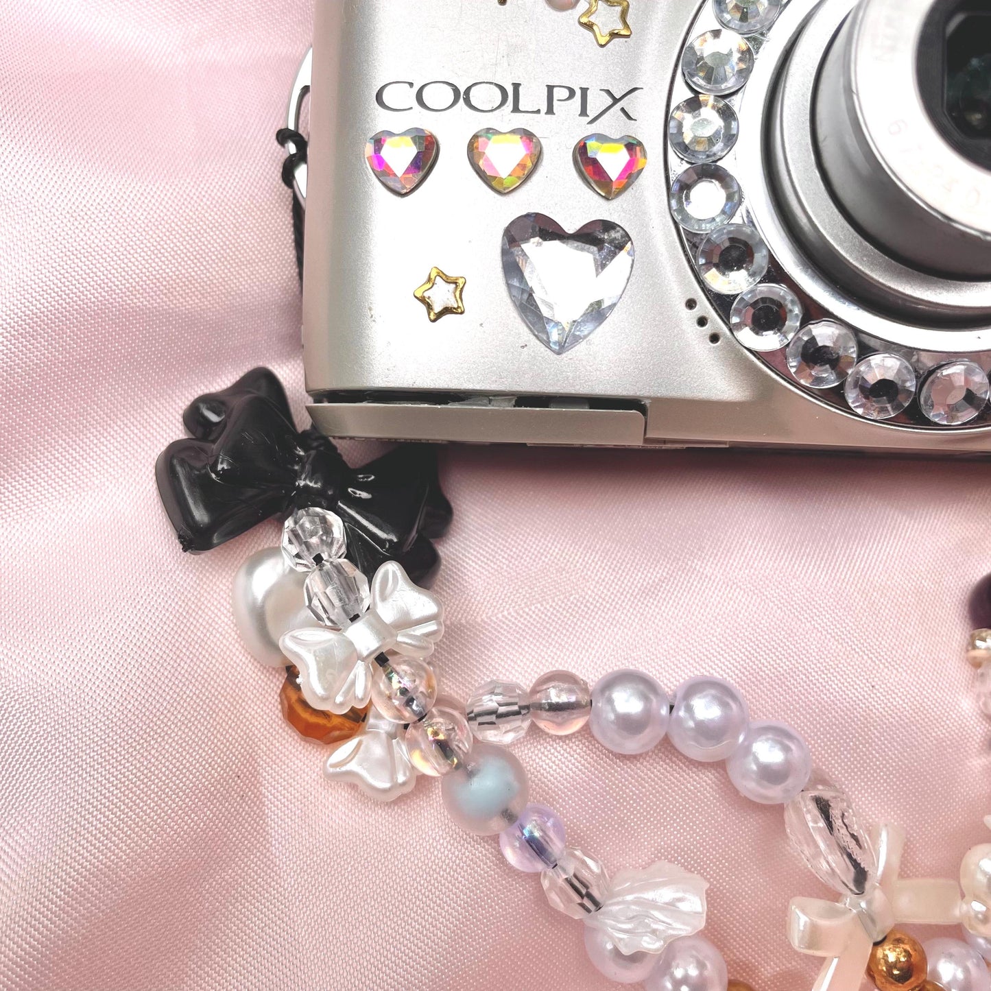 Nikon Coolpix L21 y2k aesthetic decorated digicam with beaded strap PreOwned