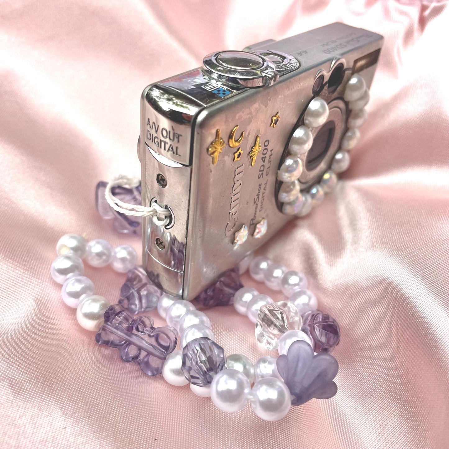 Canon PowerShot SD 400 Digital Elph y2k aesthetic decorated digicam with beaded strap, full set PreOwned