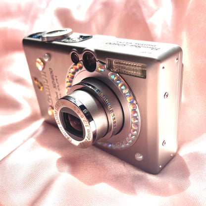 Canon PowerShot SD 600 near mint condition Digital Elph y2k aesthetic decorated digicam with beaded strap, full set PreOwned