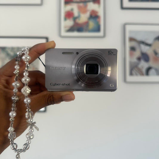 Pre-Owend Sony Cyber-Shot DSC-W690 with 16.1 Megapixels 📸.