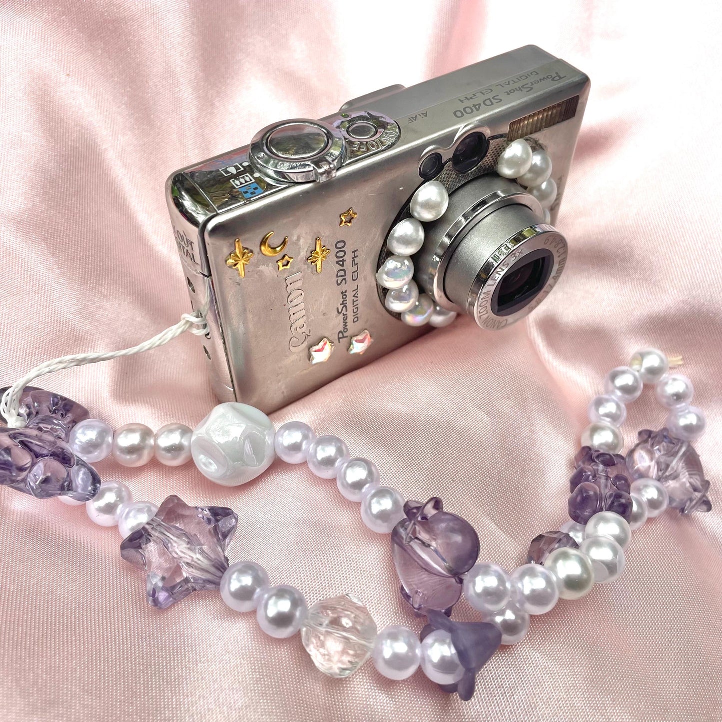 Canon PowerShot SD 400 Digital Elph y2k aesthetic decorated digicam with beaded strap, full set PreOwned